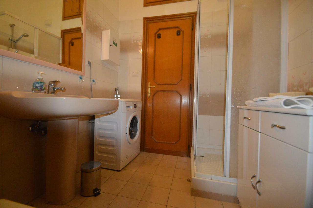Casa Vacanze Zio Gionni Roma Esterno foto